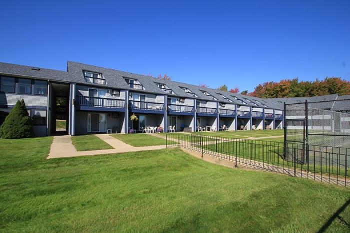 Nautical Mile Resort Wells Buitenkant foto