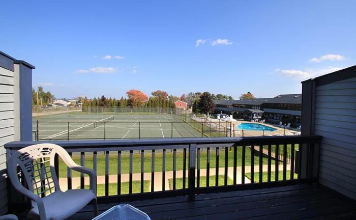 Nautical Mile Resort Wells Buitenkant foto
