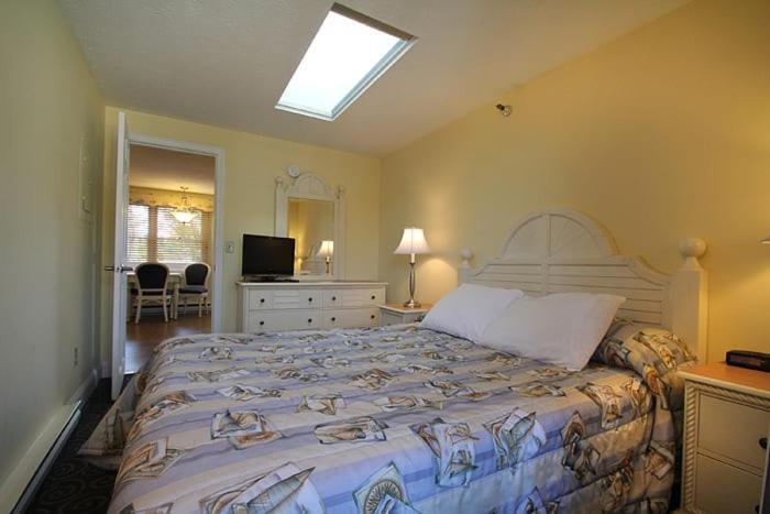 Nautical Mile Resort Wells Buitenkant foto