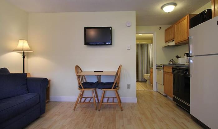 Nautical Mile Resort Wells Buitenkant foto