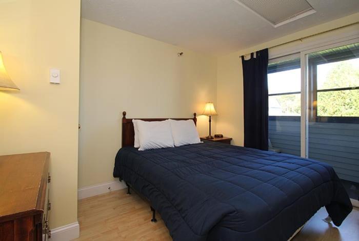 Nautical Mile Resort Wells Buitenkant foto