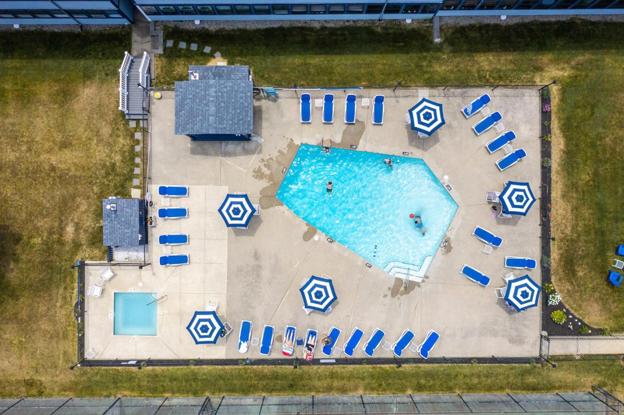 Nautical Mile Resort Wells Buitenkant foto