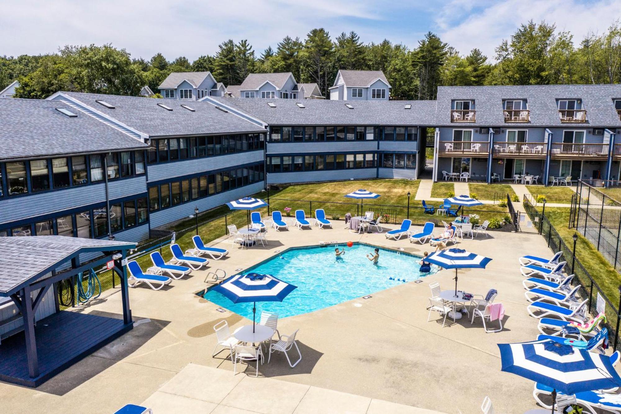 Nautical Mile Resort Wells Buitenkant foto